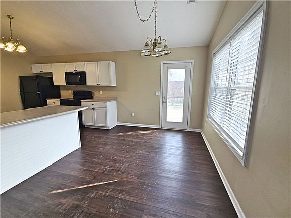 4th image of 209 Jay Rd