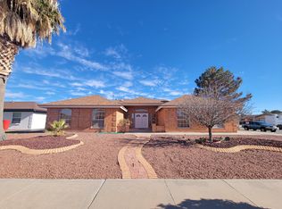 19000 Bremerton Dr, Horizon City, TX 79928