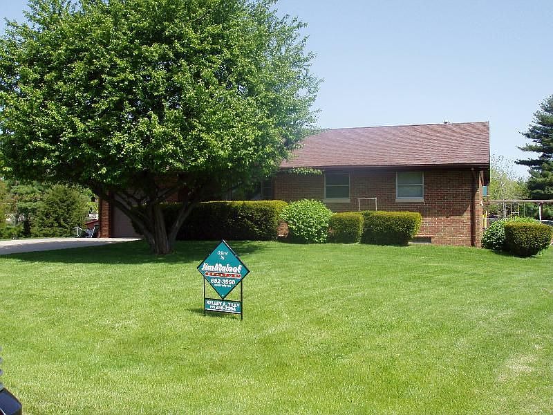 1st image of 334 N Lakeshore Dr