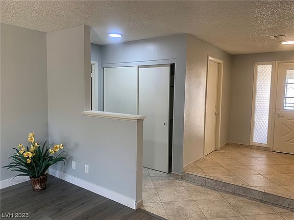 4th image of 3617 Roseglen Ct