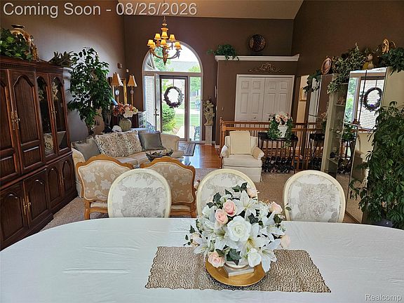 4th image of 20578 Hillsboro Dr