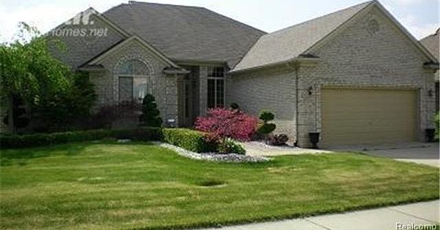 1st image of 51129 Woodside Dr