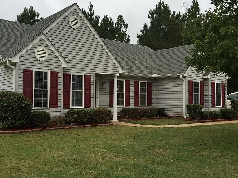 Flowers, Red Mulch, Pressured - Washed -House