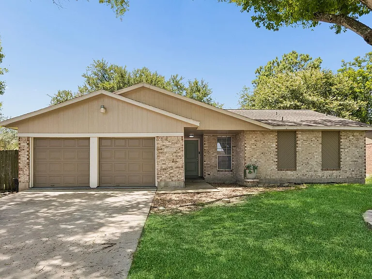 11503 Gnarlwood Dr — Photo 2