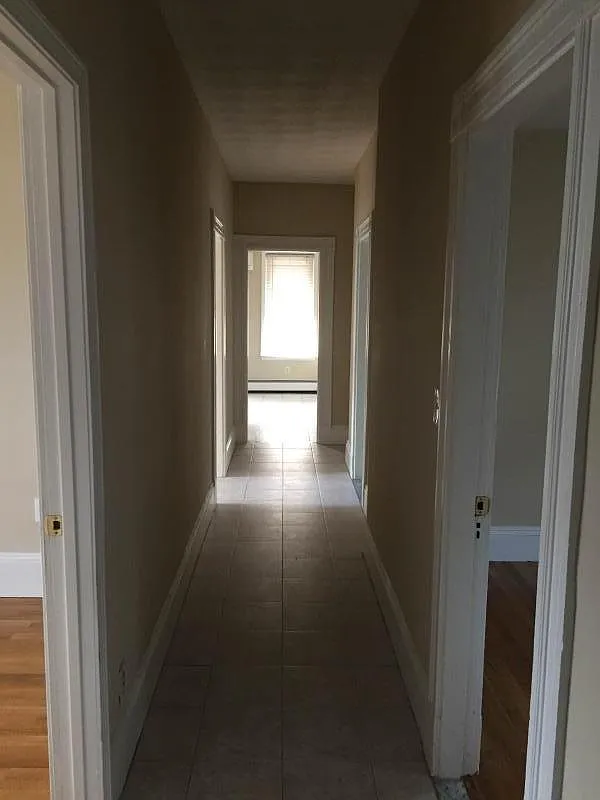 4 bed, $850 — Photo 2