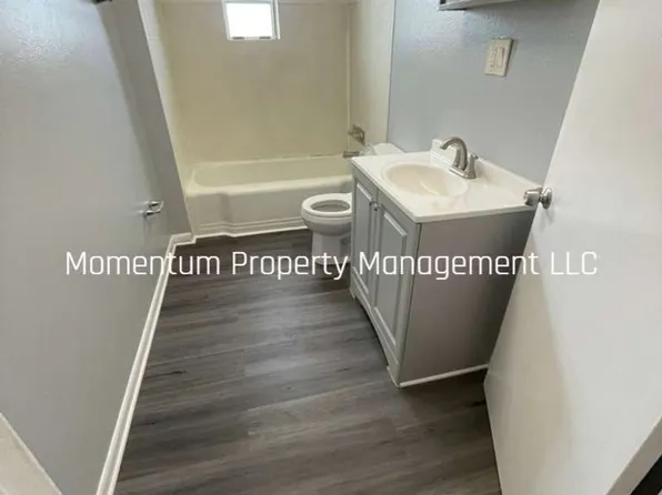 203 NE 2nd St, Mulberry, FL 33860