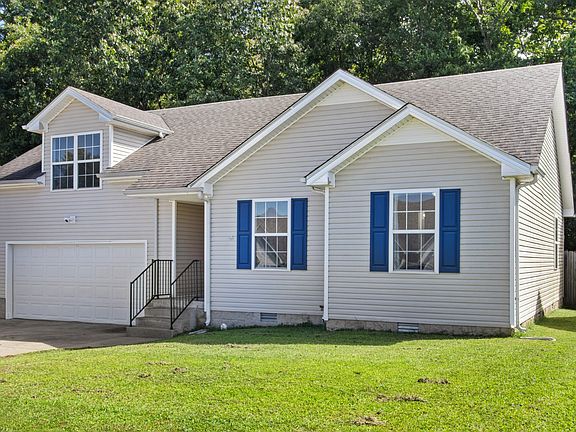 3rd image of 2863 Teakwood Dr