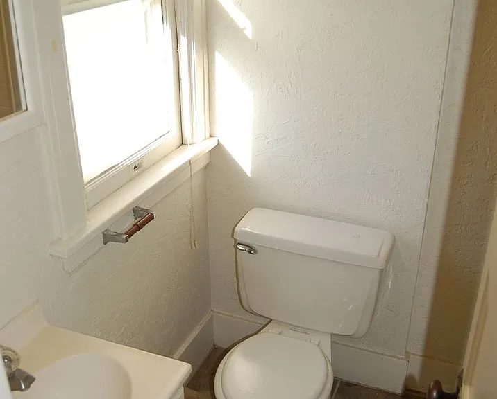 1345 B Street — Photo 11