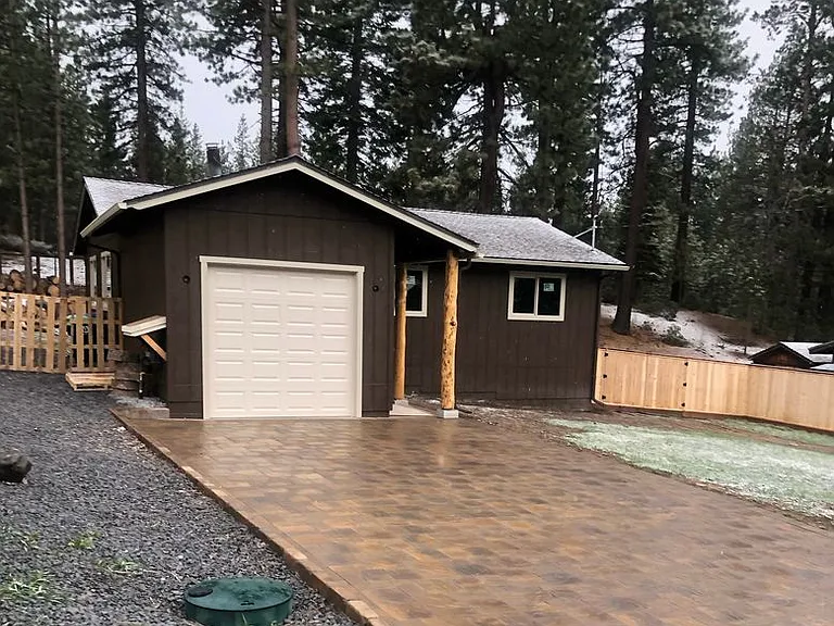 1193 Nottaway Dr — Photo 2