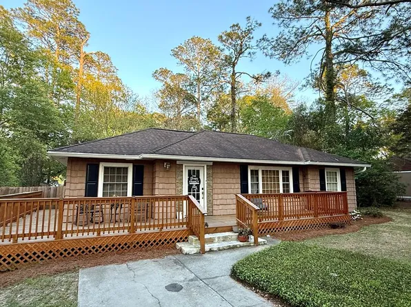 1907 4th St SE, Moultrie, GA 31768