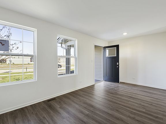 3rd image of 25421 W Ryan Ln