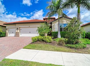 564 Maraviya Blvd, Nokomis, FL 34275
