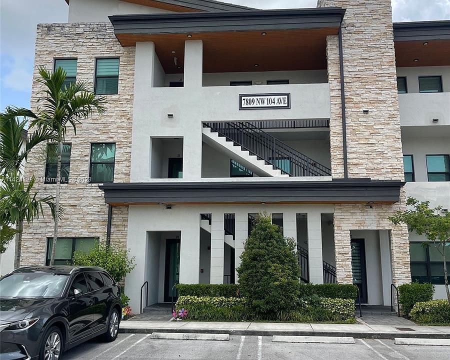 1st image of 7809 NW 104th Ave APT 31