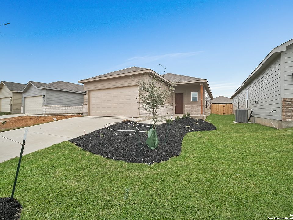1st image of 632 Jennifer Way