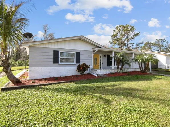 3934 Moog Rd, Holiday, FL 34691