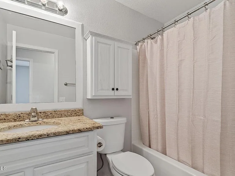1948 E Carla Vista Dr — Photo 19