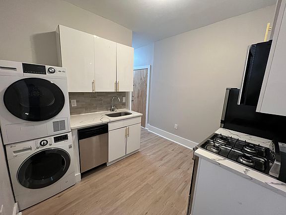 2nd image of 134 Corbin Ave #31E