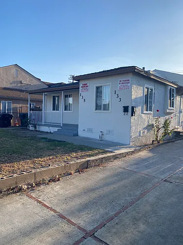 135 S 19th St Photo 1