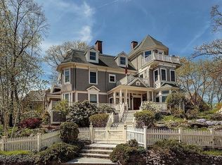 72 Robinwood Ave APT 3, Jamaica Plain, MA 02130