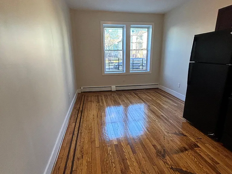 901 Bergen St #3E — Photo 2