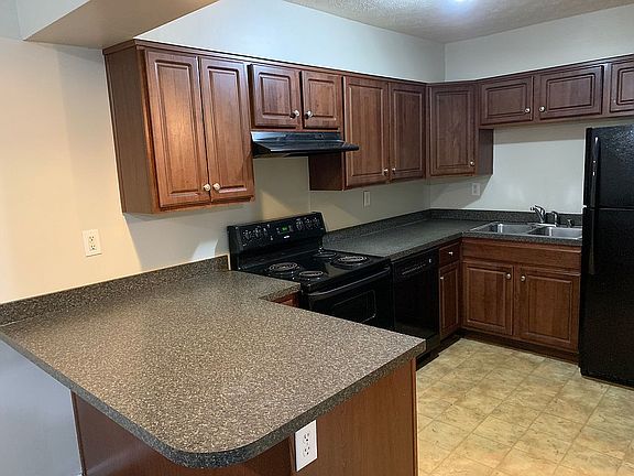 3rd image of 4200 Wisteria Landing Cir Unit 102