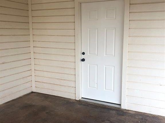 3rd image of 1913 Potosi Rd APT B