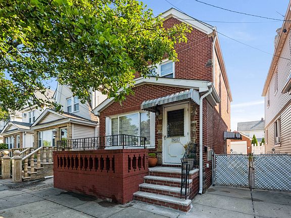 2nd image of 9217 244th St