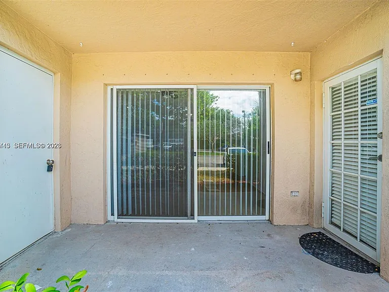 5025 Wiles Rd #105 — Photo 13
