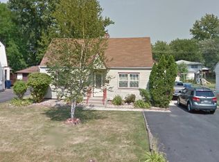 14535 Kolmar Ave, Midlothian, IL 60445