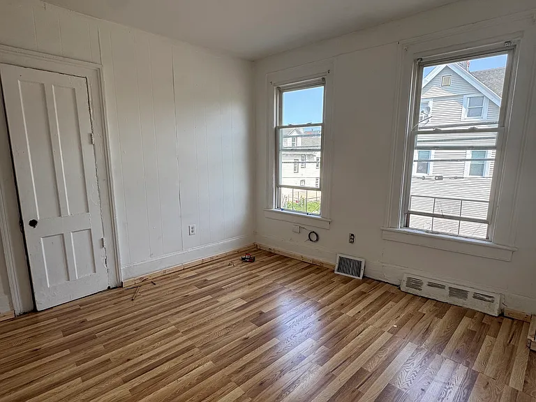 357 Harral Ave #1 — Photo 9