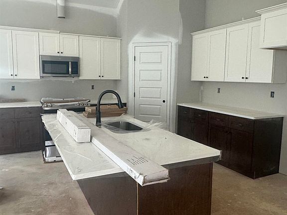 3rd image of 153 Brier Valley Dr