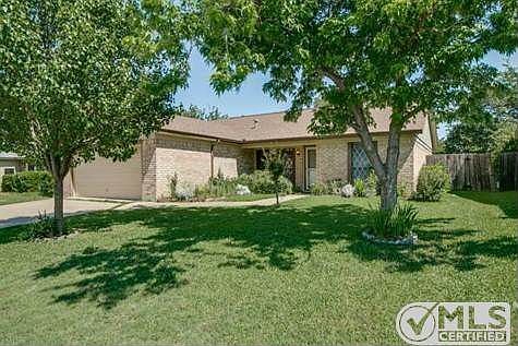 1st image of 6637 Parkwood Dr