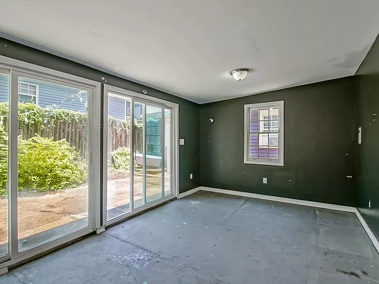 1312 Arts St — Photo 22