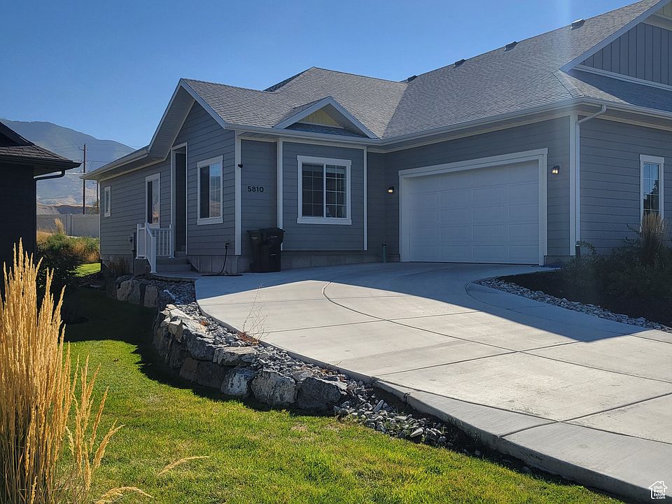 2nd image of 5810 N Glenpoint Dr
