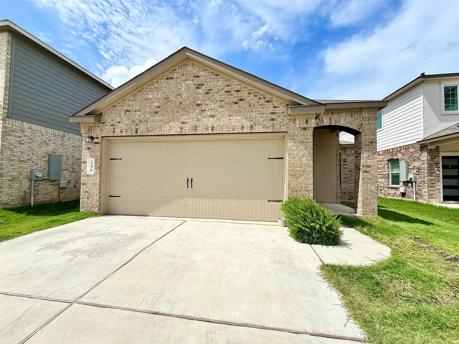 3 bed, 2.0 bath, 1502 sqft, $1,950 — Photo 2