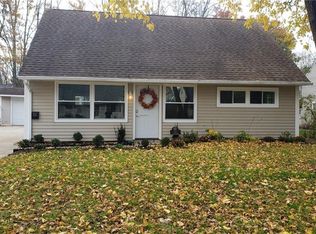 221 Wallace Dr, Berea, OH 44017