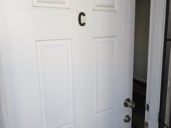 2901 School St APT C