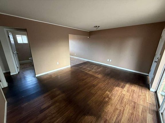 2nd image of 1955 E 8th St APT 1