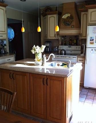 3rd image of 2151 Erma Dr