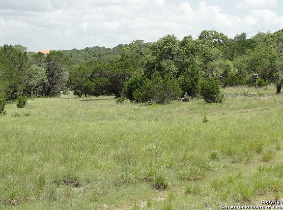 2nd image of 970 Linda Dr