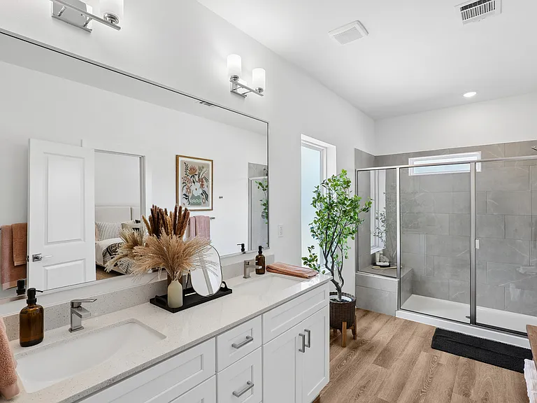 AVAIA Place — Photo 13