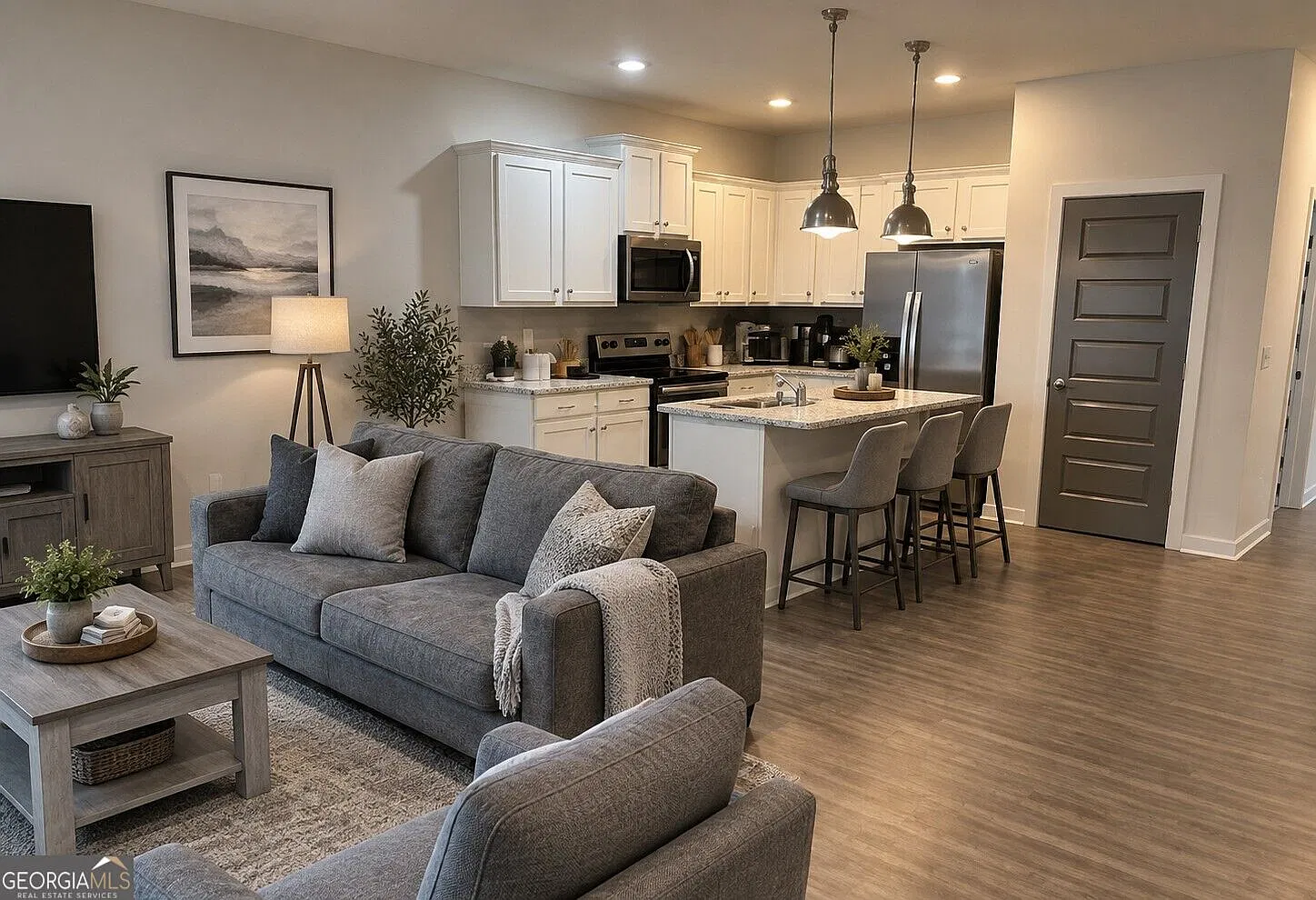3 bed, 3.0 bath, 1680 sqft, $2,100 — Photo 2