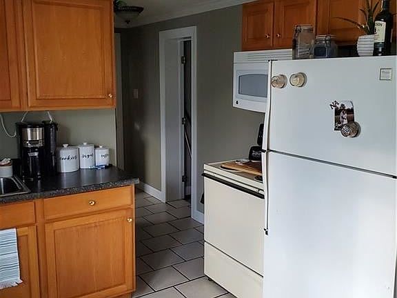 2nd image of 5457 Mabel Catawba Is
