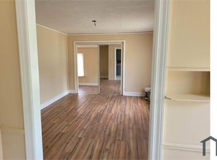 1216 River Dr, Calumet City, IL 60409