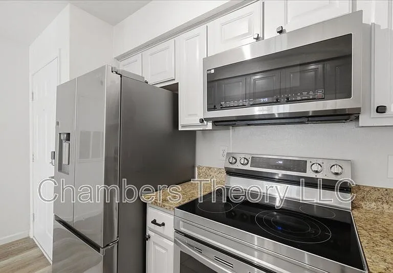 3315 Wyndham Cir #1227 — Photo 7