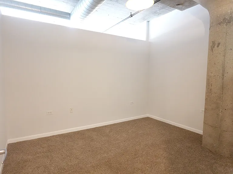 1550 S Blue Island Ave #1022 — Photo 21