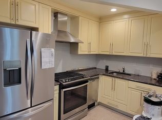 2331 31st Dr #1A, Astoria, NY 11106