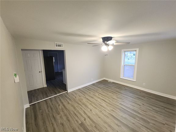 3rd image of 6181 Riggle Hill Rd NE