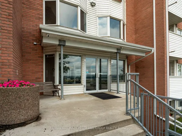 126 Bell Farm Rd #B08, Barrie, ON L4M 6J3