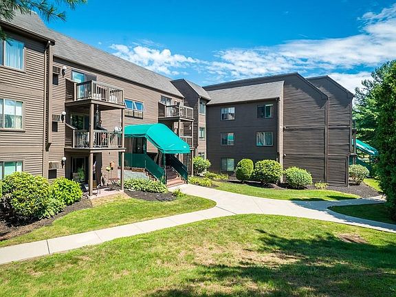 2nd image of 200 Colonial Dr Unit 301